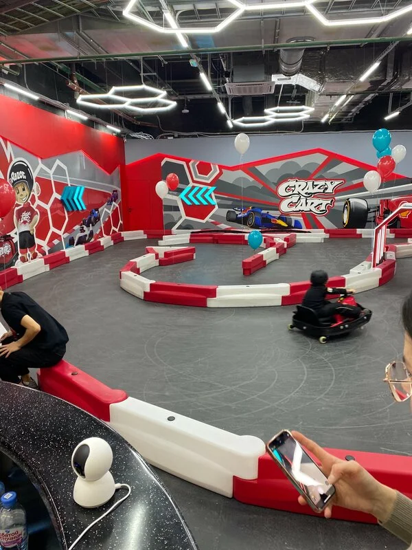 Фото Crazy Cart ТРЦ "Охта Молл" Санкт-Петербург - Аттракционы крытые в Москве | Досугатор