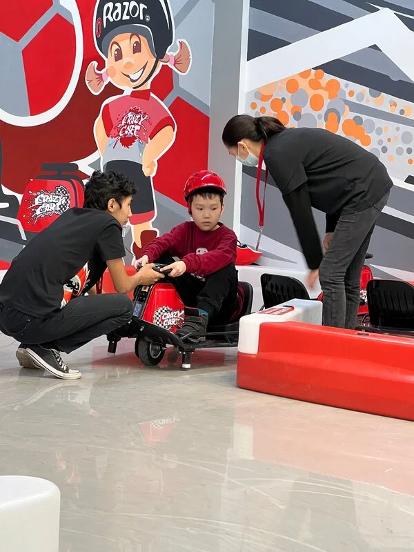 Фото Crazy Cart ТРЦ "Ураса Молл" Якутск, Автострада 50 лет Октября, 6 - Аттракционы крытые в Москве | Досугатор