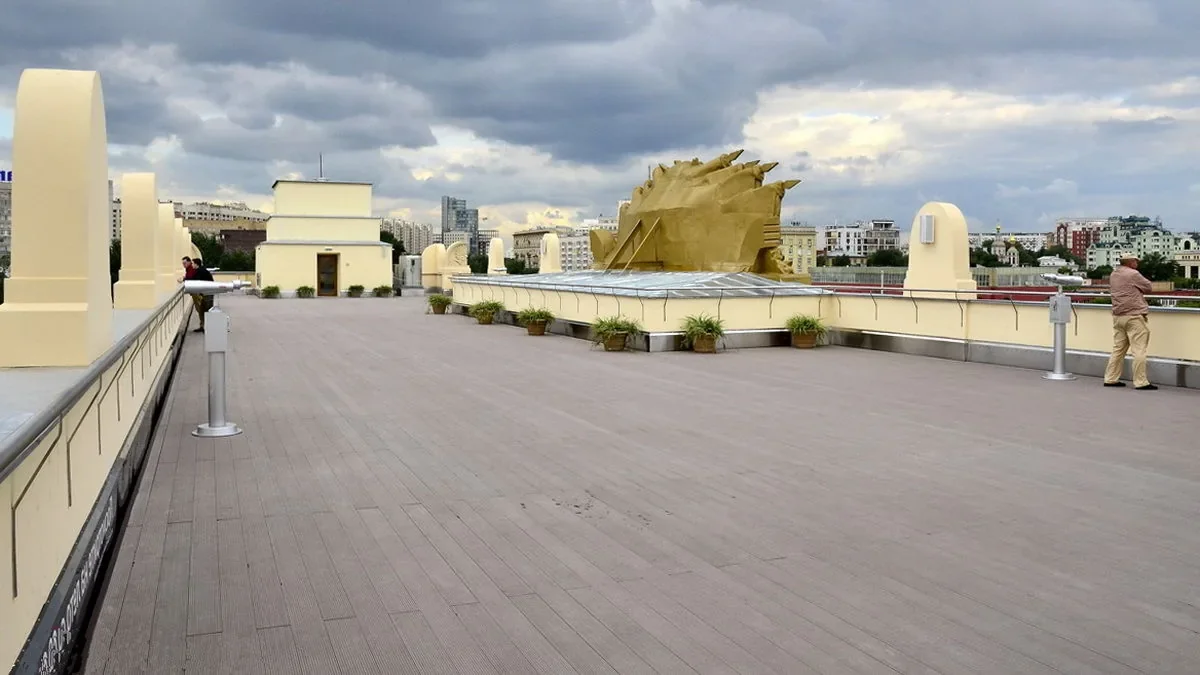 Фото Музей-арка парка им. М. Горького со смотровой площадкой - Музеи в Москве | Досугатор