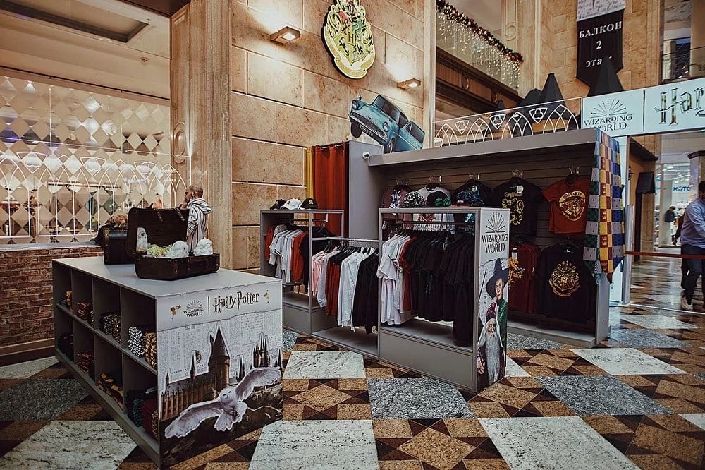 Фото Магазин Гарри Поттера в ЦДМ и стена 9¾ - Интересное в Москве | Досугатор