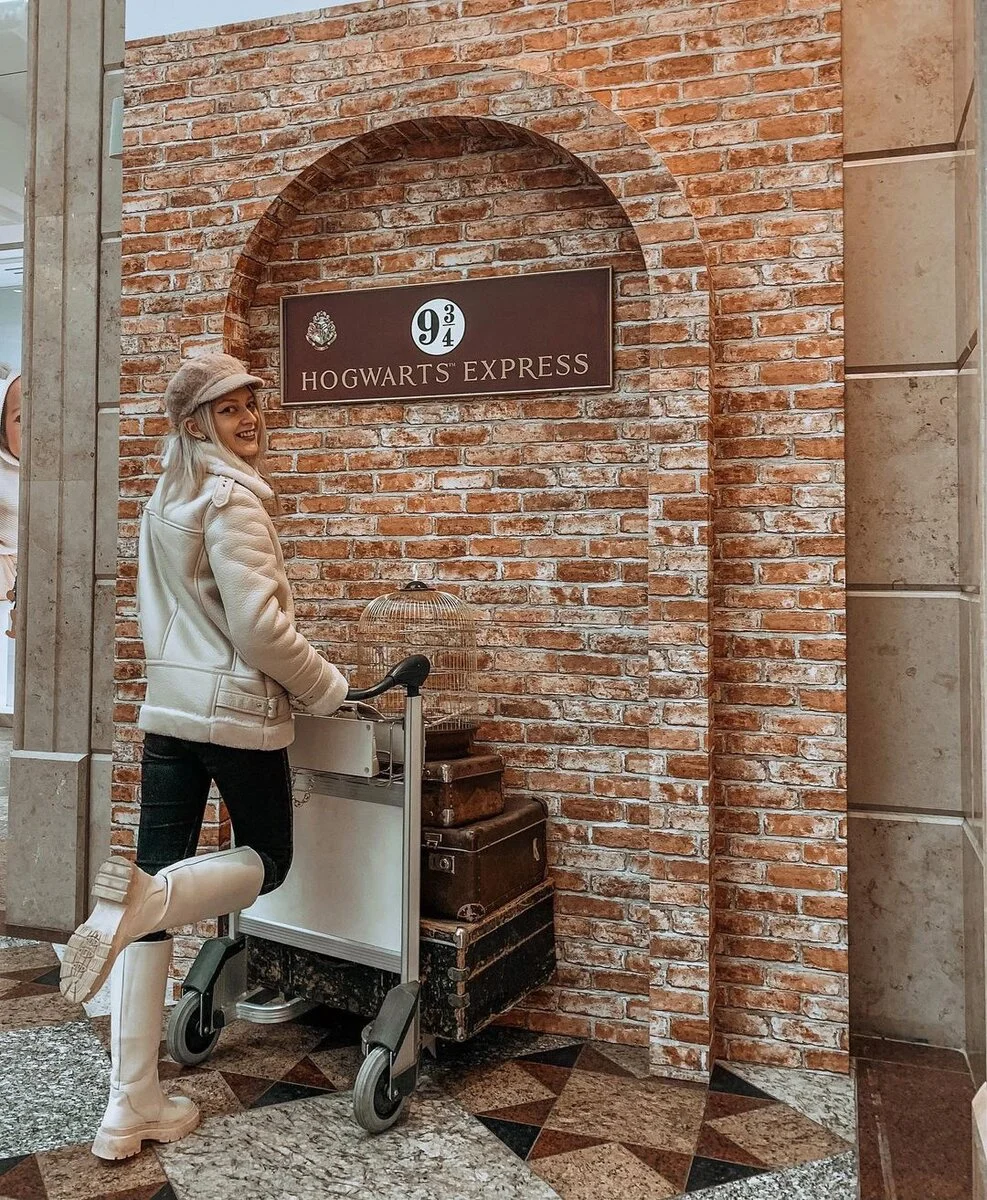 Фото Магазин Гарри Поттера в ЦДМ и стена 9¾ - Интересное в Москве | Досугатор