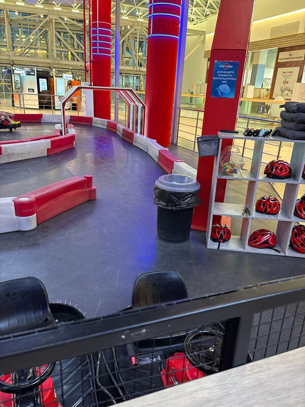 Фото Crazy Cart ТРЦ "Веер Молл" Екатеринбург - Аттракционы крытые в Москве | Досугатор
