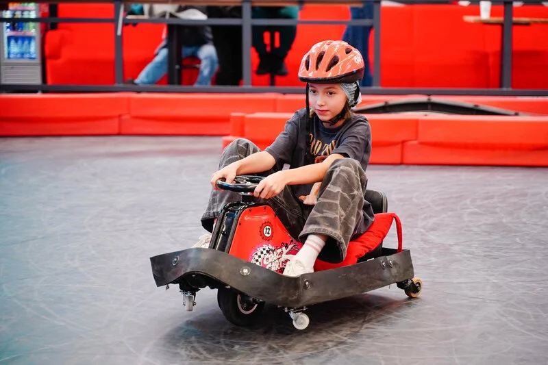 Фото Crazy Cart дрифт-картинг Комсомольск-на-Амуре - Аттракционы крытые в Москве | Досугатор