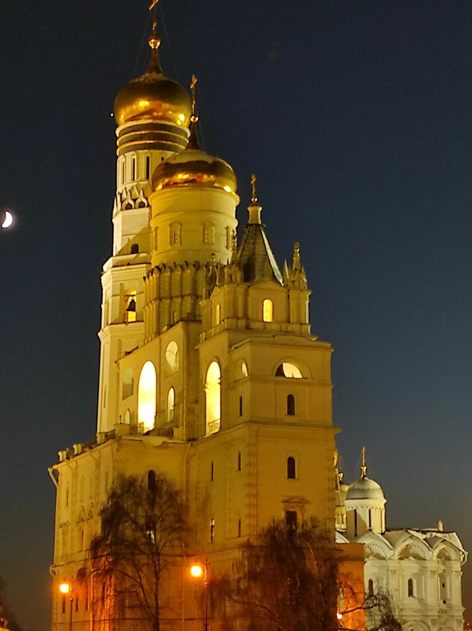 Фото Смотровая площадка Колокольня "Иван Великий" в Кремле - Смотровая площадка в Москве | Досугатор
