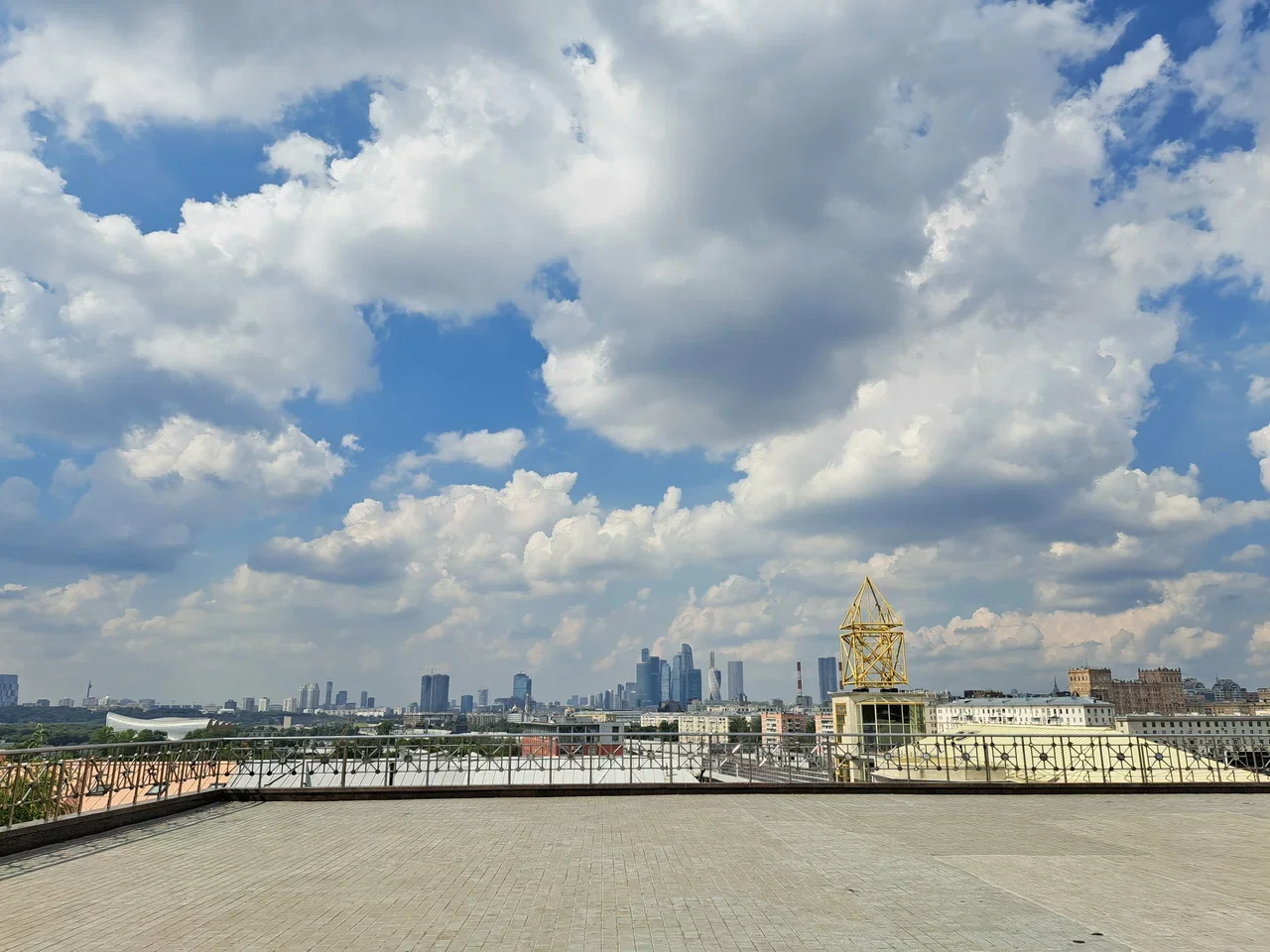 Фото Смотровая площадка РАН ("Золотые мозги") - Смотровая площадка в Москве | Досугатор