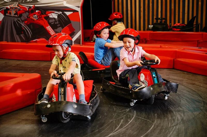 Фото Crazy Cart ТРЦ "МореМолл" Сочи - Аттракционы крытые в Москве | Досугатор