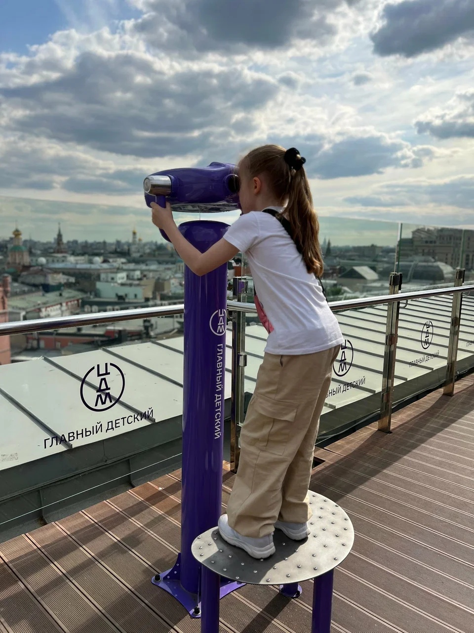 Фото Смотровая площадка центрального детского магазина на Лубянке (крыша ЦДМ) - Смотровая площадка в Москве | Досугатор