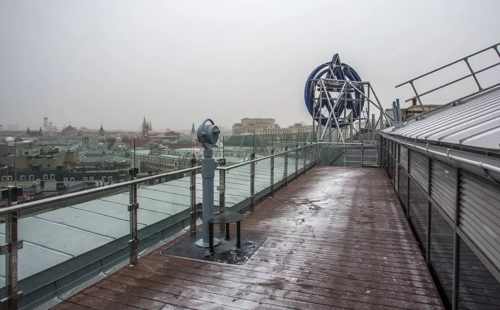 Фото Смотровая площадка центрального детского магазина на Лубянке (крыша ЦДМ) - Смотровая площадка в Москве | Досугатор