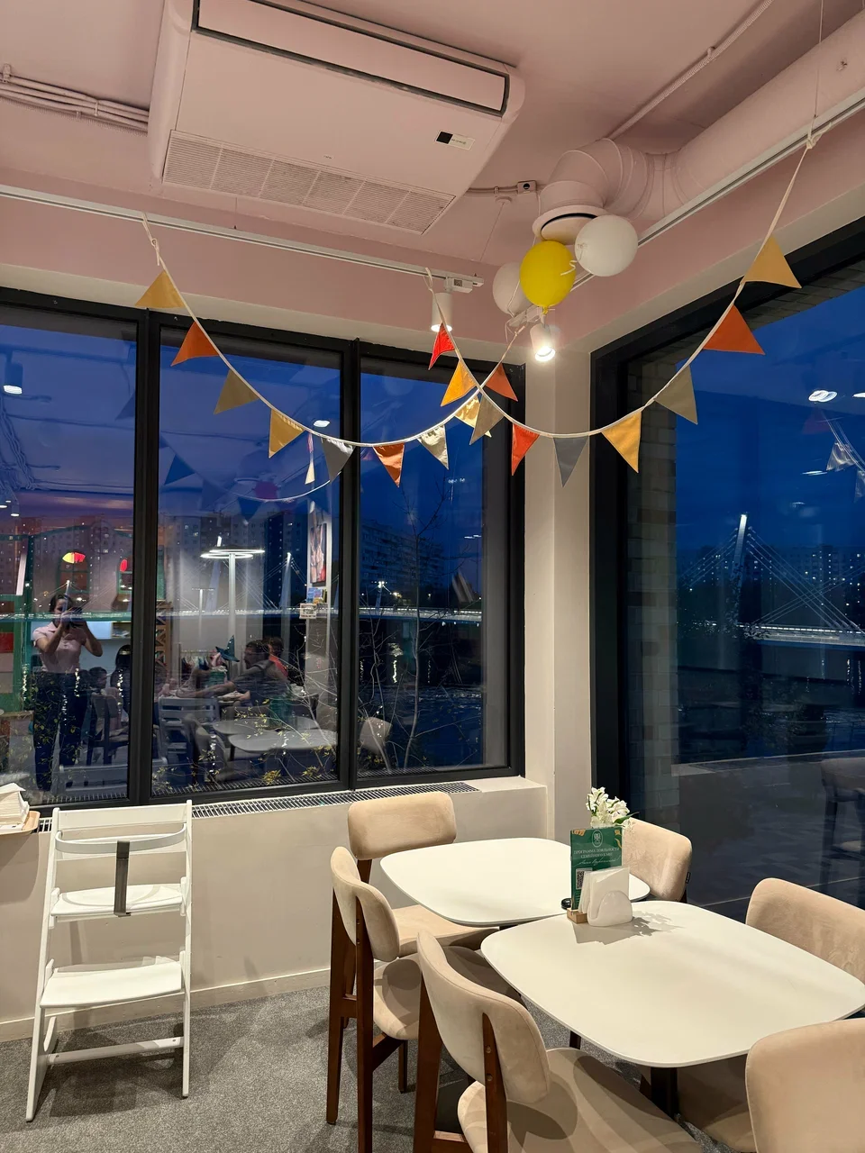 Фото Кафе Анна Варенина - Рестораны в Москве | Досугатор